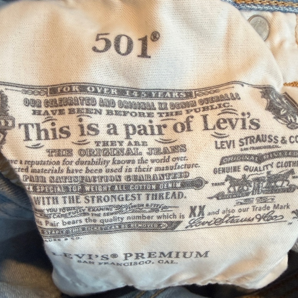 Levi's Light Blue Women's Jeans - Picture 8 of 9